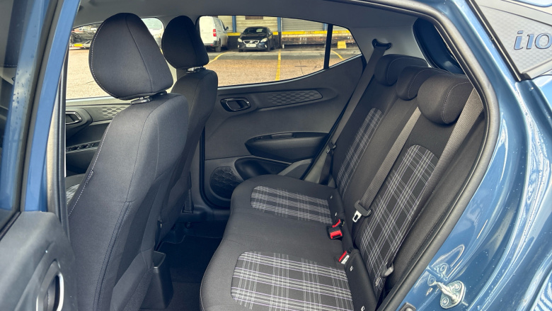 Hyundai i10 1.2 [79] Premium 5dr Auto [Nav] Petrol Hatchback